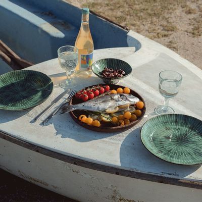 Everyday plates - Verde Lanza by Pascale Naessens - SERAX & VALERIE_OBJECTS