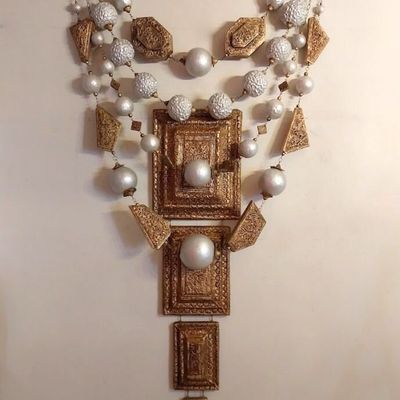 Other wall decoration - CHIC & CHOC necklace - FRANCOISE JEANNIN