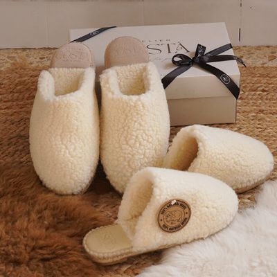 Homewear - 🎁 Le cadeau qui réchauffe les cœurs... et les pieds 🧦 - ATELIER COSTÀ