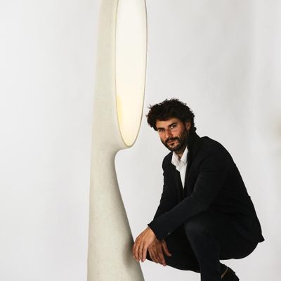 Lampadaires - Amba – Lampe sculpturale - HENRI DEJEANT
