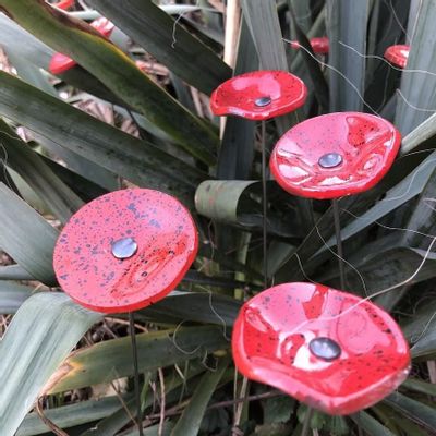 Garden accessories - Small Glass Flower For Outside In Red-Black - CARNEOL GLASS