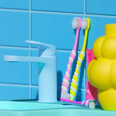 Installation accessories - [TWIZZLEY] CURVED 6 ROWS WIDE HEAD TOOTHBRUSH (MACARON) - SEOUL DESIGN FOUNDATION