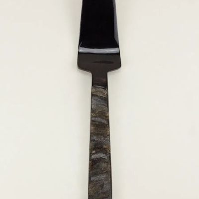 Couverts & ustensiles de cuisine - Pelle à tarte en corne noire avec manche en corne brute - L INDOCHINEUR X RIVÊT