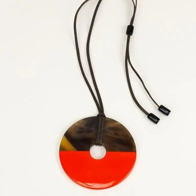 Bijoux - Pendentif grand anneau en sabot et laque café crème - L INDOCHINEUR X RIVÊT