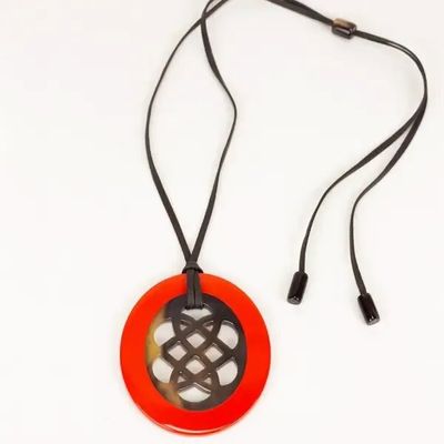 Jewelry - Oval hoof pendant with longevity patterns and off-white lacquer - L INDOCHINEUR X RIVÊT