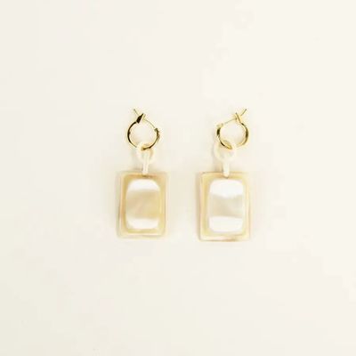 Jewelry - Emerald brass hoops earrings in blond horn - L INDOCHINEUR X RIVÊT