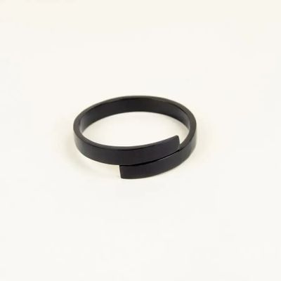Bracelets - Bracelet ouvert Ruban en corne noire taille L - L INDOCHINEUR X RIVÊT