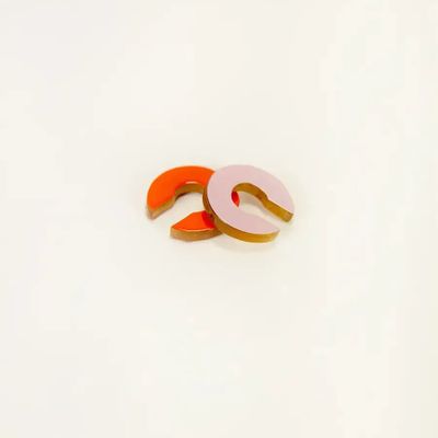 Bijoux - Set de 2 earcuffs plats en corne laquée bicolore (orange-rose et rose-ivoire) - L INDOCHINEUR X RIVÊT