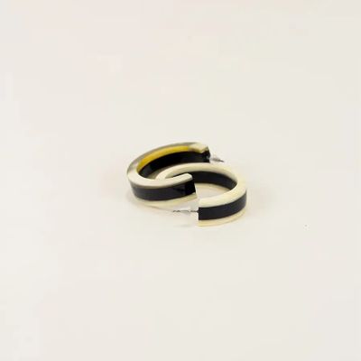 Bijoux - Créoles bobine en corne blonde et noire - L INDOCHINEUR X RIVÊT