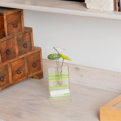 Vases - Petit vase transparent 8x13 cm à rayures vert pomme et avec 3 petites fleurs - CARNEOL GLASS