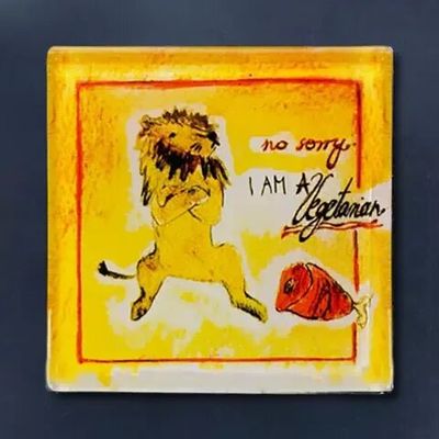 Decorative objects - Vegetarian Lion Magnet - CARNEOL GLASS