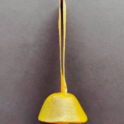 Other Christmas decorations - Small gold glass bell on elegant ribbon hanger - CARNEOL GLASS