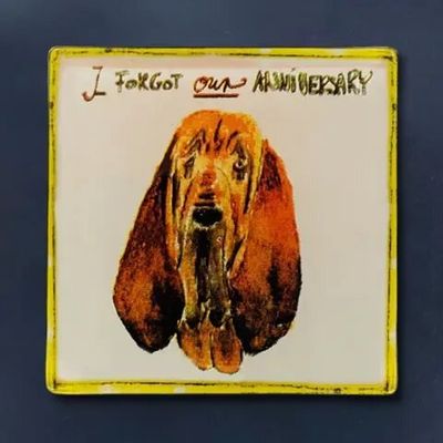 Decorative objects - Repentant dog who forgot the anniversary magnet - CARNEOL GLASS