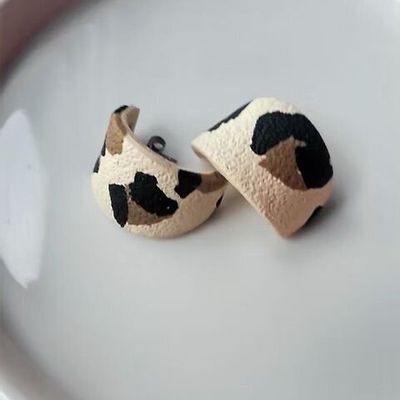 Bijoux - Demi Lune Leopard Creoles - LES TRÉSORS DE CIA