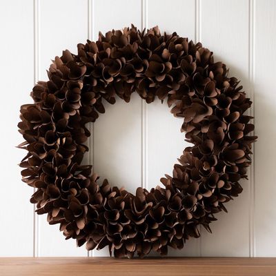 Objets de décoration - Dark Brown Wooden Wreath - WE LOVE SEASONS