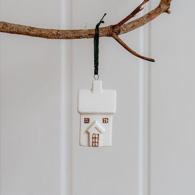 Christmas garlands and baubles - Ceramic Christmas House Tree Decoration - WE LOVE SEASONS