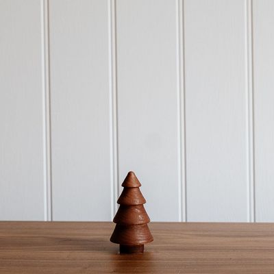 Christmas table settings - Wooden Small Brown Christmas Tree - WE LOVE SEASONS