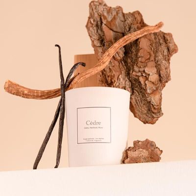 Candles - Cedar scented candle white glass - 6,40oz vegetable wax - TANDEM FRAGRANCES