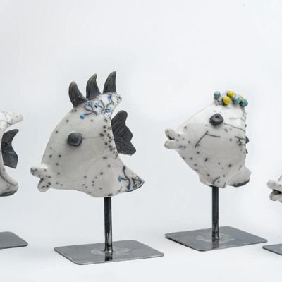Decorative objects - Fish on a metal base - YUFTEN