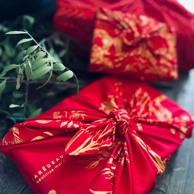 Gifts - Family Pack Gift Wrap – Love Poppy Red - CARÉDEAU PAPIER CADEAU RÉUTILISABLE