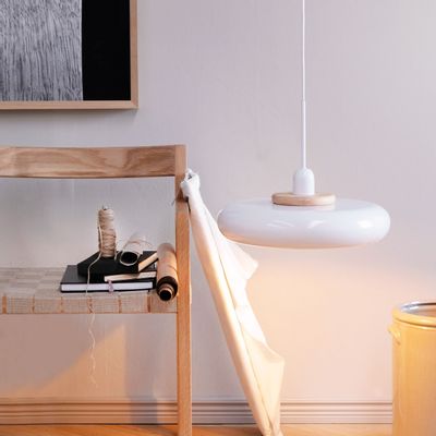 Hanging lights - Planet pendant glossy white - DYBERG LARSEN