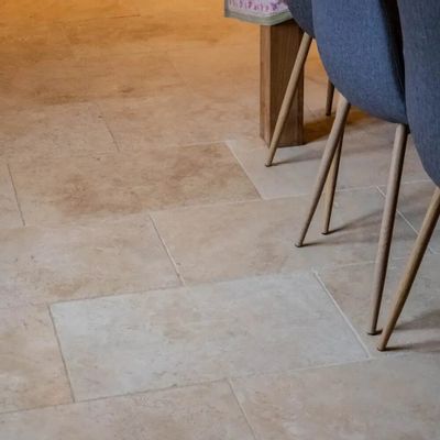 Carrelages et dallages - Carrelage en travertin premier choix light - 61 cm x 40,6 cm, 1,2 cm - LIGERIO