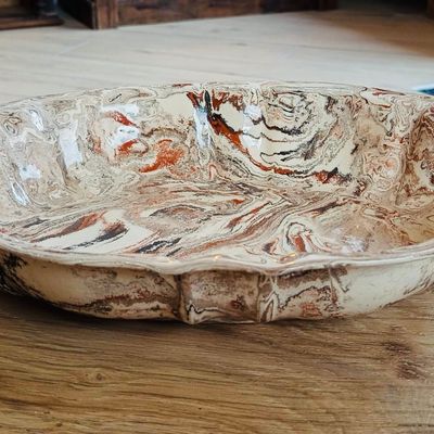 Objets de décoration - Grand plat creux en terres mêlées - FAIENCES DE MILLOUX  BÉQUET F.