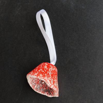 Autres décorations de Noël - Cloche en verre sur un élégant porte-ruban en transparent-blanc-rouge - CARNEOL GLASS