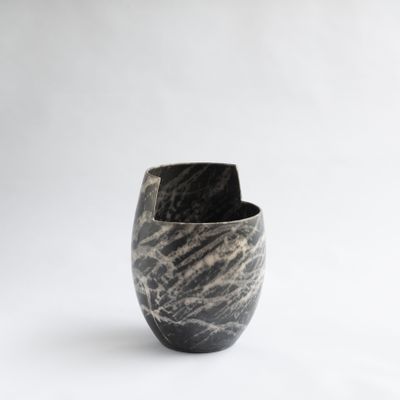 Céramique - Cut medium vase - naked dark - STUDIONUDO