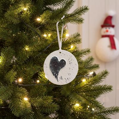 Christmas garlands and baubles - Large rustic Christmas hanger with a heart - CARNEOL GLASS