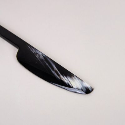 Couverts de service - Couteau à beurre en corne noire africaine - L INDOCHINEUR X RIVÊT