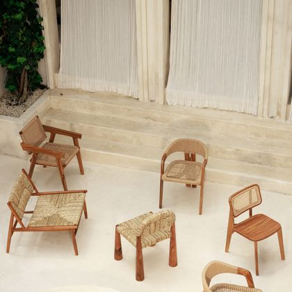 Seating: Dining Chairs & Bar Stools