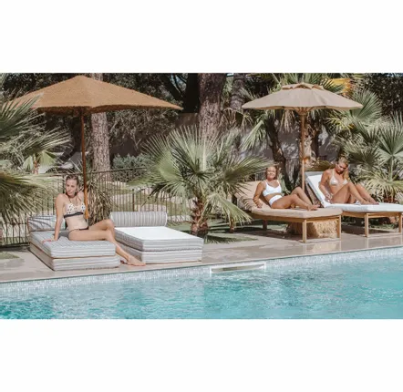 Sunshades - 2m round raffia effect parasol  - MX HOME