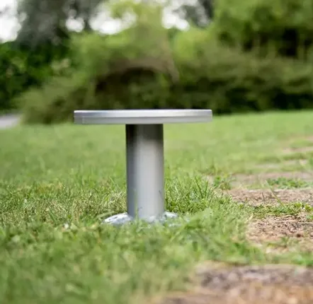 Outdoor floor lamps - FLAT outdoor marker light. Minimalist outdoor lamp. - KRILADESIGN SRL