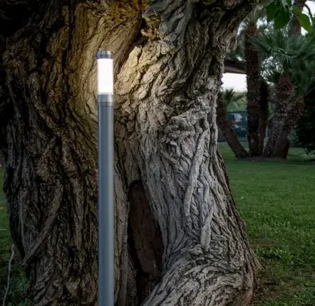 Outdoor floor lamps - ONLINE 50 terminal lamp (100 cm). Durable and unique outdoor lamp. - KRILADESIGN SRL