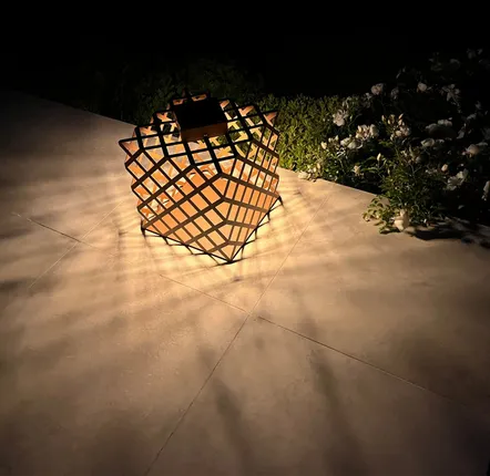 Modules à LED extérieurs - Lampe solaire l'X - LYX LUMINAIRES
