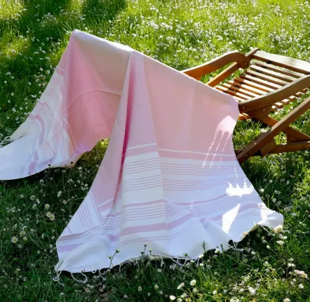 Serviettes de bain - FOUTA EN COTON BIOLOGIQUE - Collection WHITE SAND- Couleur BLANC & PARME - KARAWAN AUTHENTIC