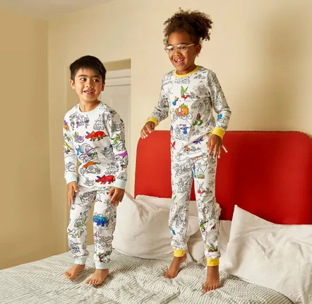 Loisirs créatifs pour enfant - Pyjama à colorier - EATSLEEPDOODLE