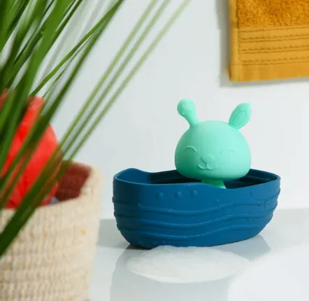 Bath accessories for children - Bath Boat – Silicone - Suction Cup Bunny - LUDI