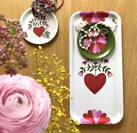 Assiettes au quotidien - Joli plateau avec motif de cœur - MIAO PAPETERIE