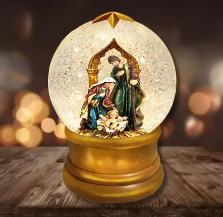 Crèches et santons - Boule à Neige LED avec Crèche – Sainte Famille, Paillettes et Lumière Chaleureuse - BLUE STAR B.V.