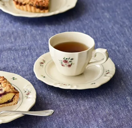 Assiettes de réception - Rosier - assiette, tasse et bol - MARUMITSU POTERIE