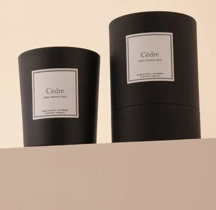 Candles - Cedar scented candle - 180g black glass - 100% vegetable wax - TANDEM FRAGRANCES