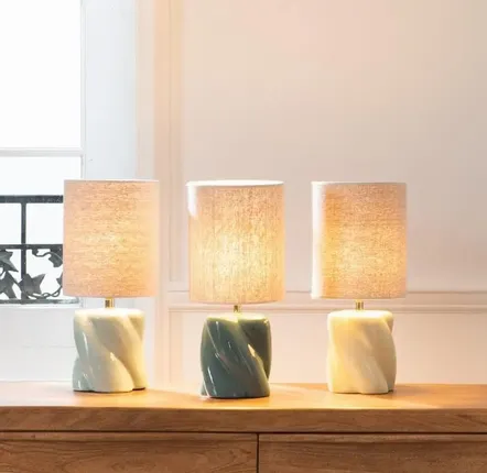 Desk lamps - MARSHMALLOW CREAM LAMP - AMADEUS