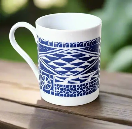 Cadeaux - Mug en porcelaine fine, motif Ndop bleu - KEMI HOME ART