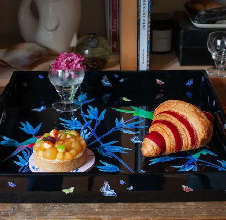 Plateaux - Plateau  carré en laque noire  " Jardin des merveilles" - PARADISIO IMAGINARIUM