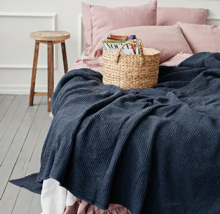 Bed linens - Linen waffle blanket in Dark gray - MAGICLINEN