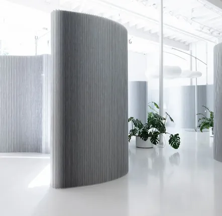 Acoustic solutions - aluminum textile softwall | flexible freestanding partition - MOLO