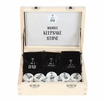 Panneaux séparateurs - Boîte de 24 galets souvenirs en marbre « Papa n° 1 » - SOMETHING DIFFERENT WHOLESALE EUROPE BV