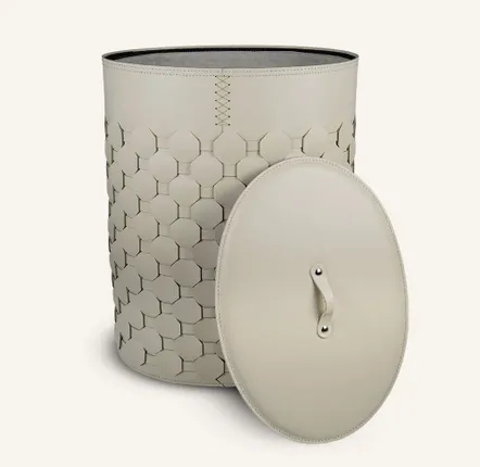 Spa - Panier à linge ovale en cuir tressé avec couvercle MAIRA - LIMAC DESIGN